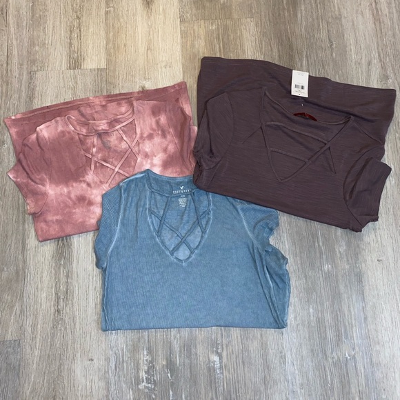 T shirt bundle - Picture 1 of 7